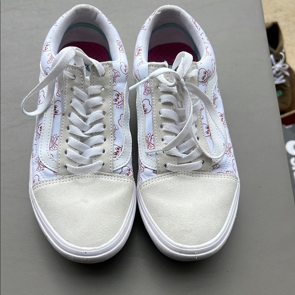 White and Red Patterned Women's Sneakers
